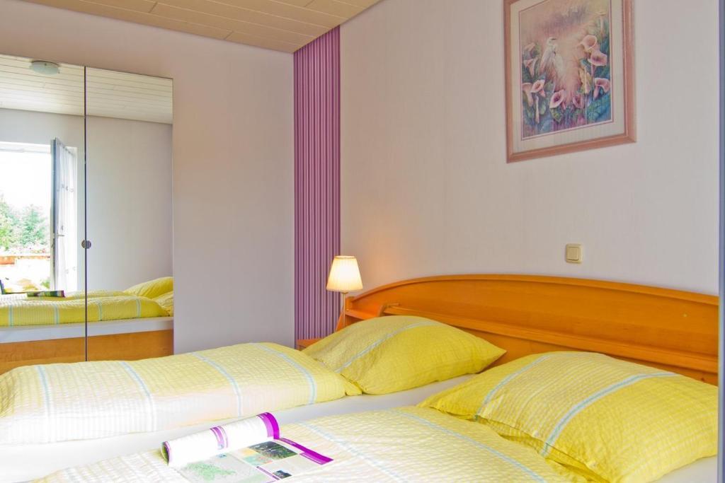 Ferienwohnung Nisius Geisfeld  Zimmer foto
